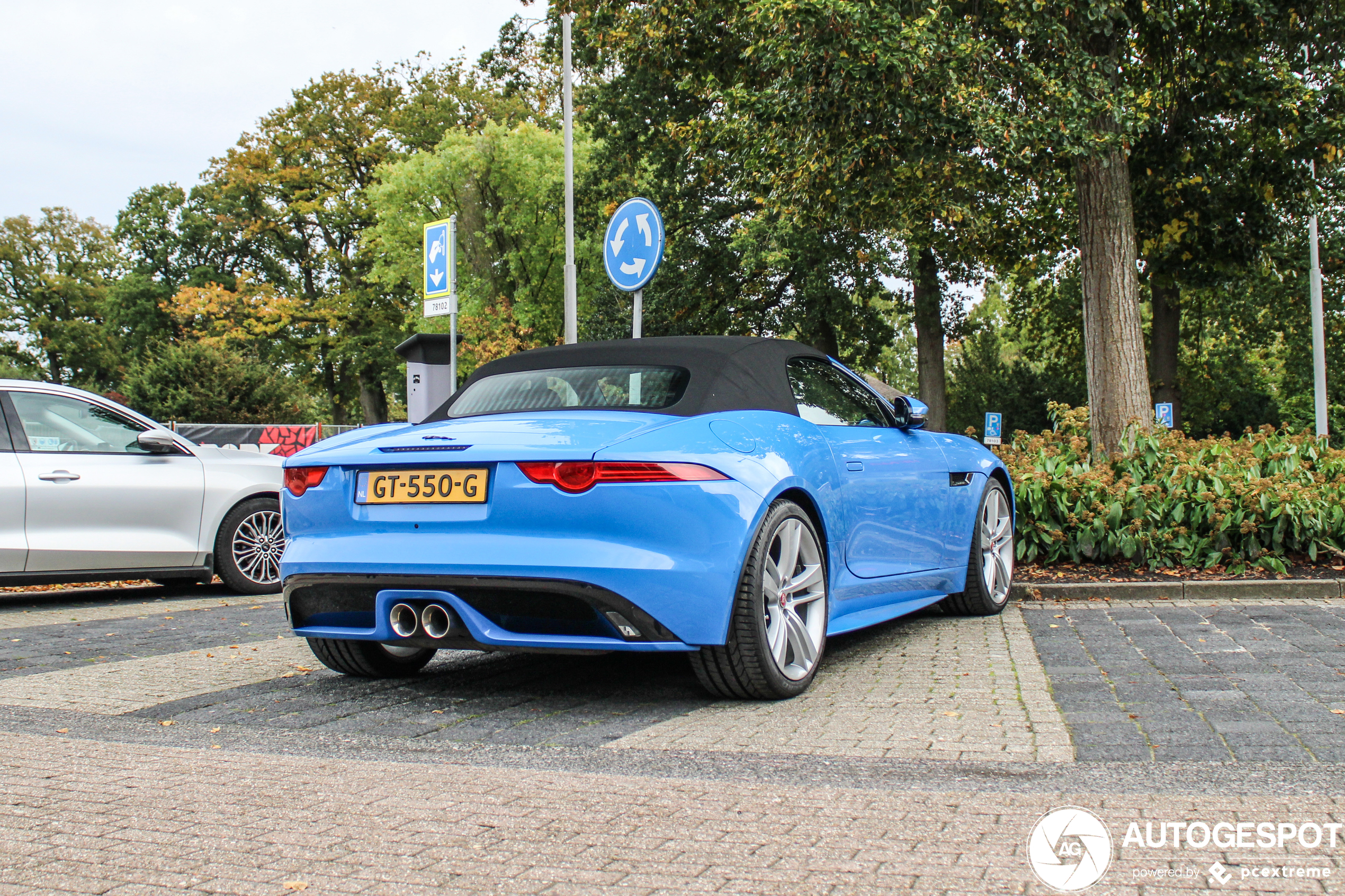 Jaguar F-TYPE S AWD Convertible