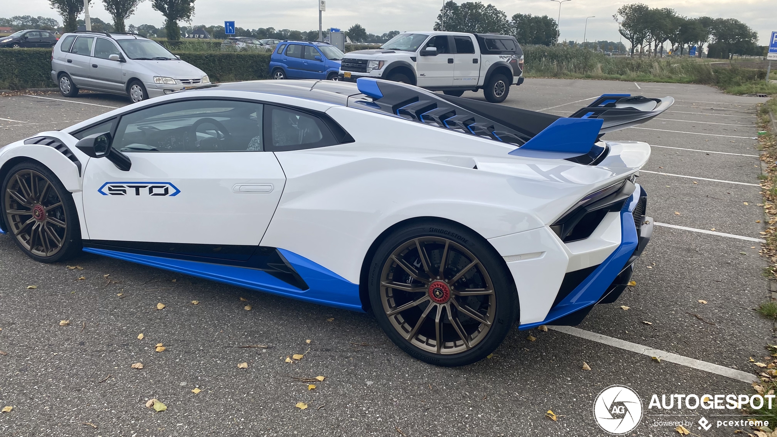 Lamborghini Huracán LP640-2 STO