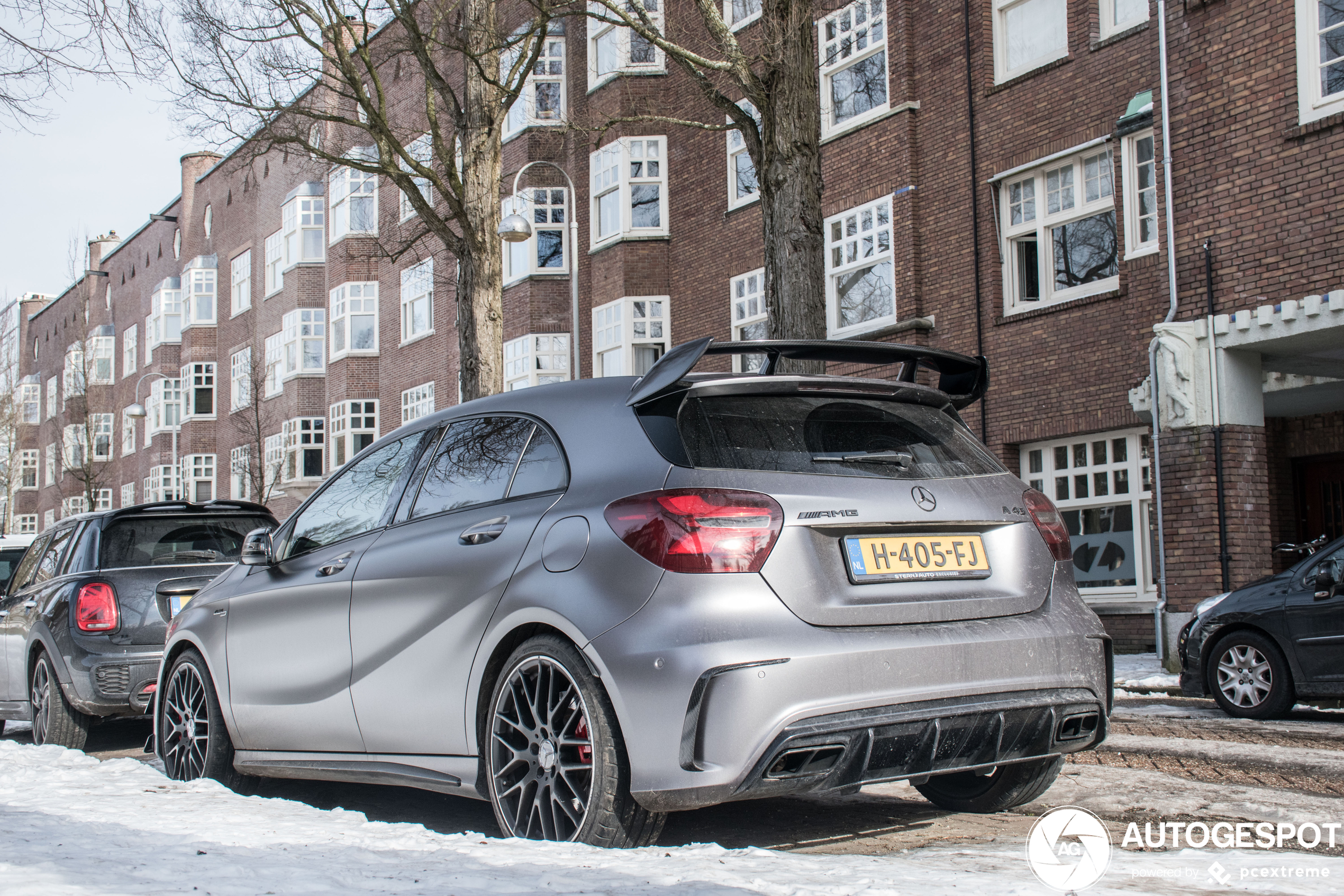 Mercedes-AMG A 45 W176 2015