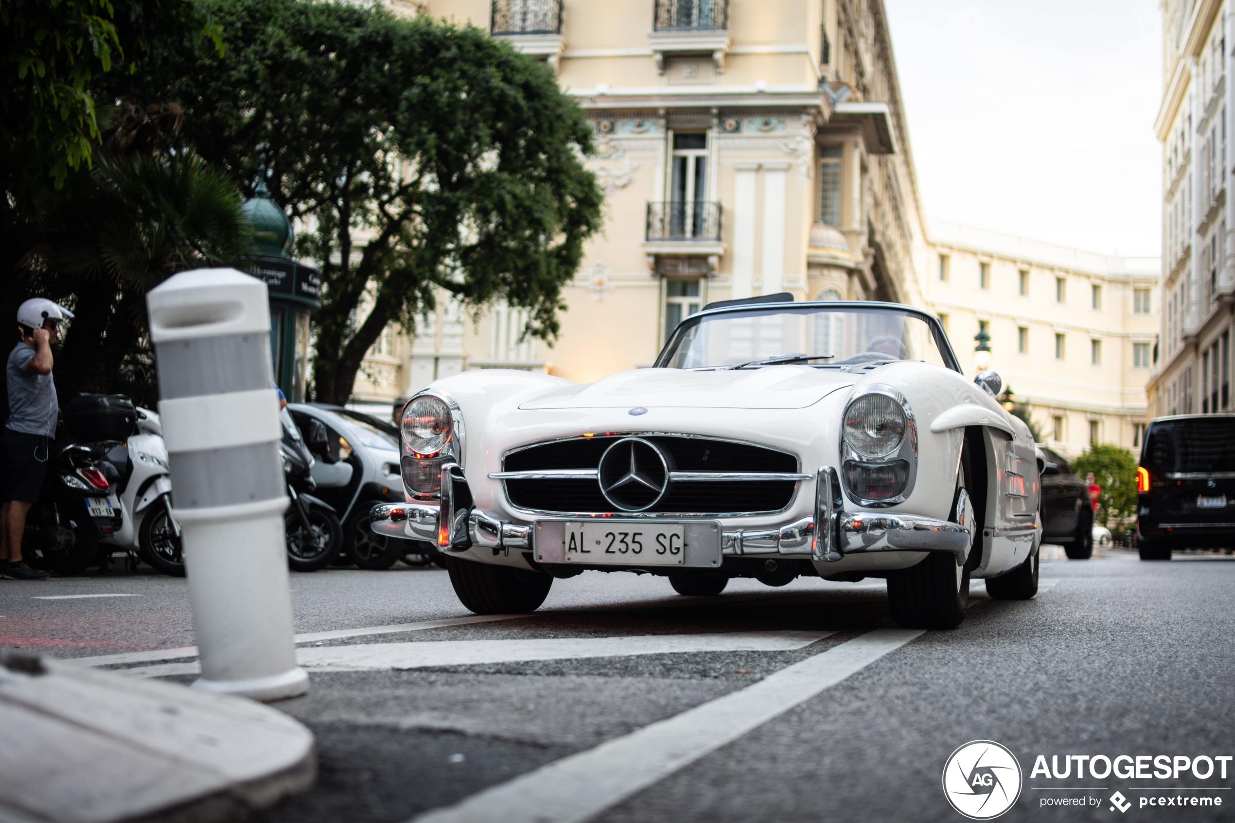 Mercedes-Benz 300SL Roadster