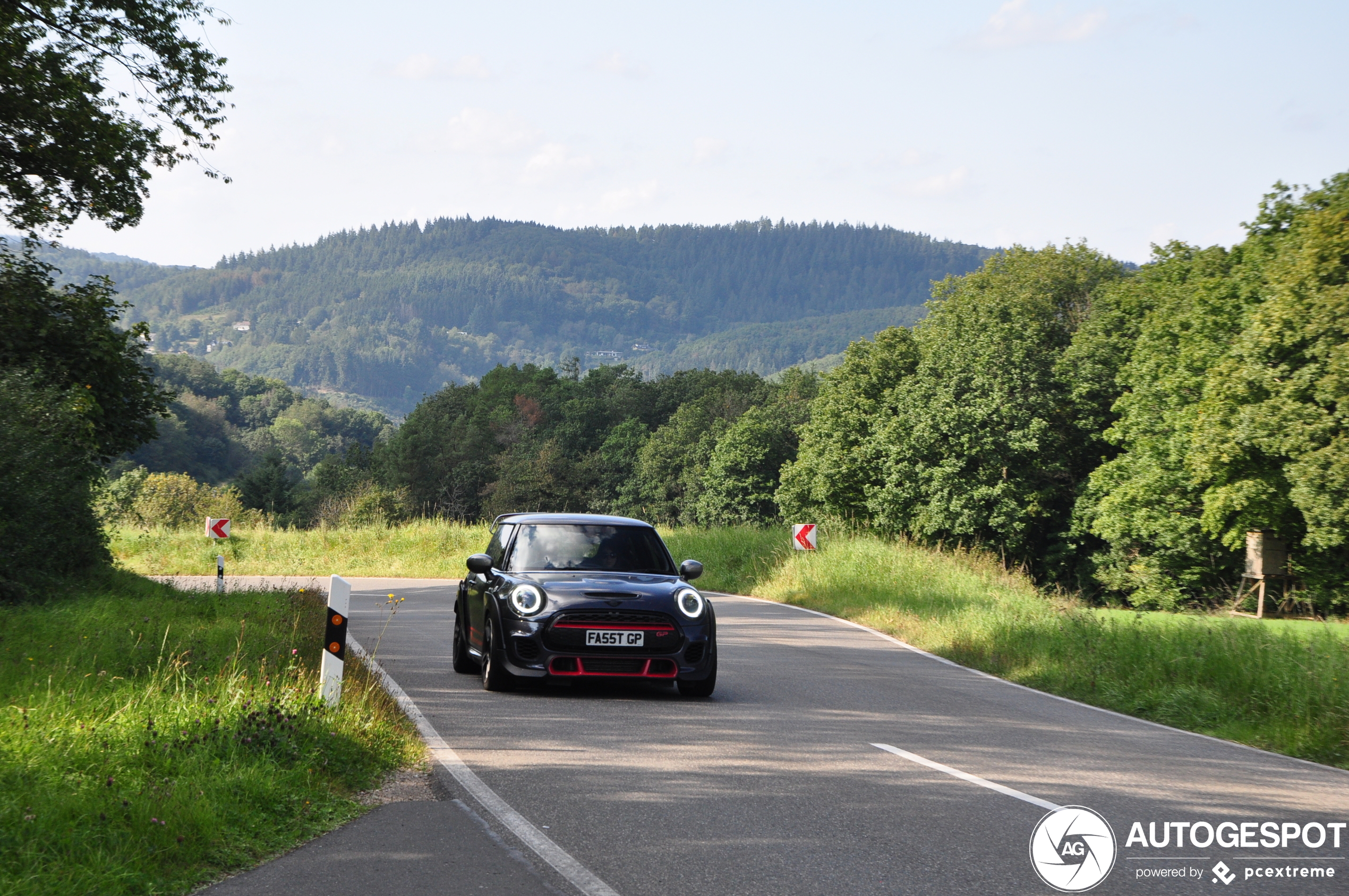 Mini F56 Cooper S John Cooper Works GP