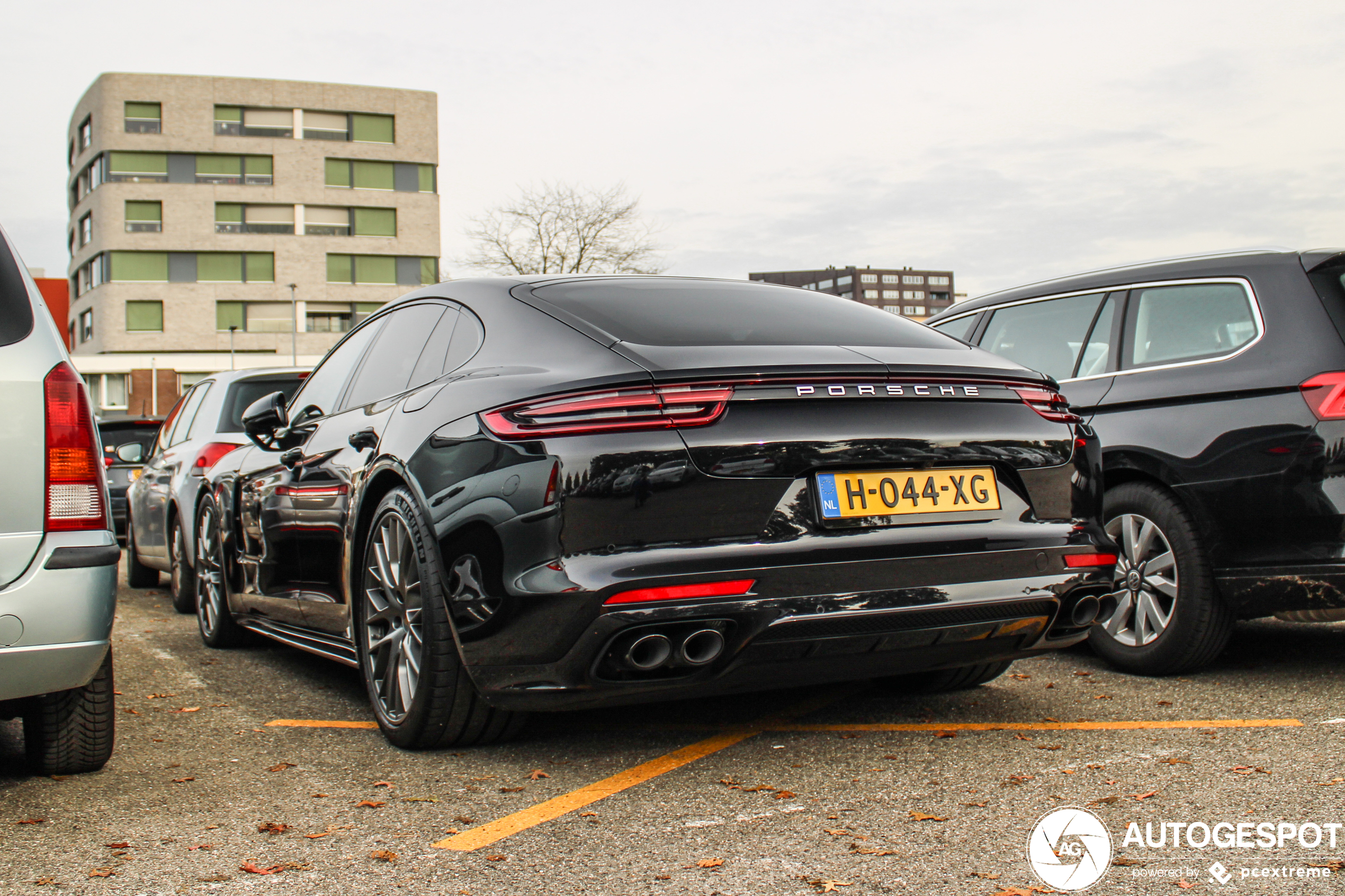 Porsche 971 Panamera Turbo S E-Hybrid