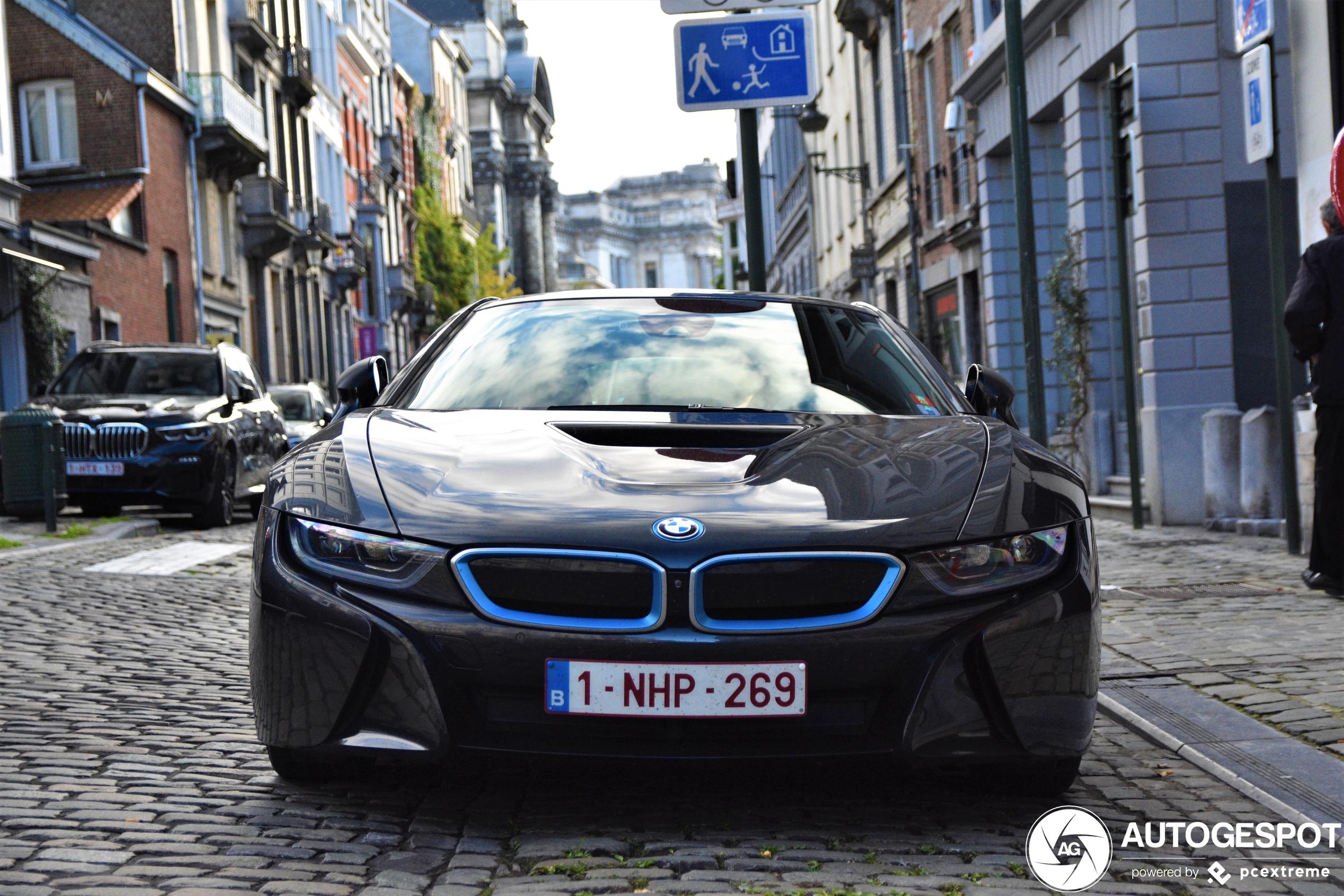 BMW i8