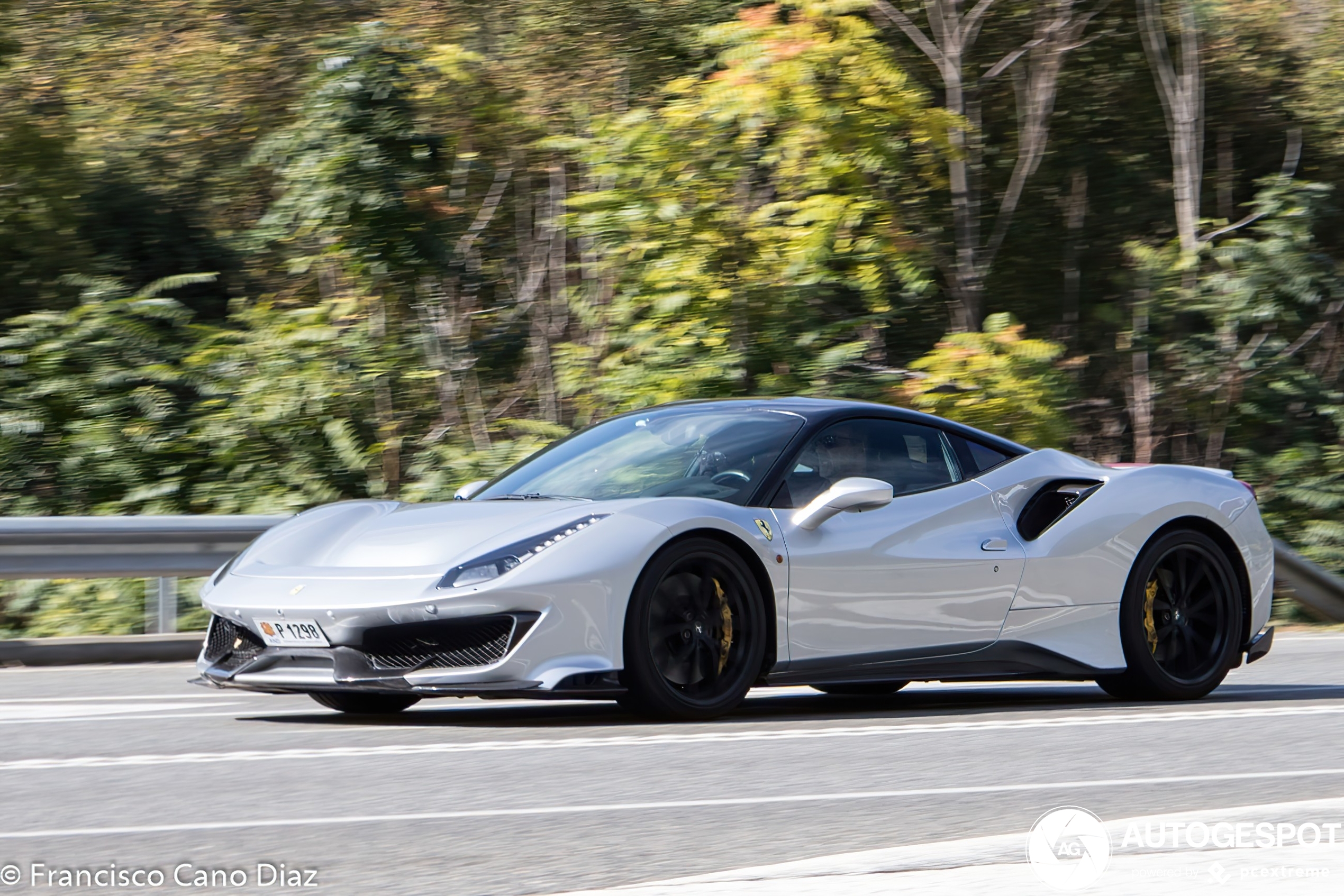 Ferrari 488 Pista