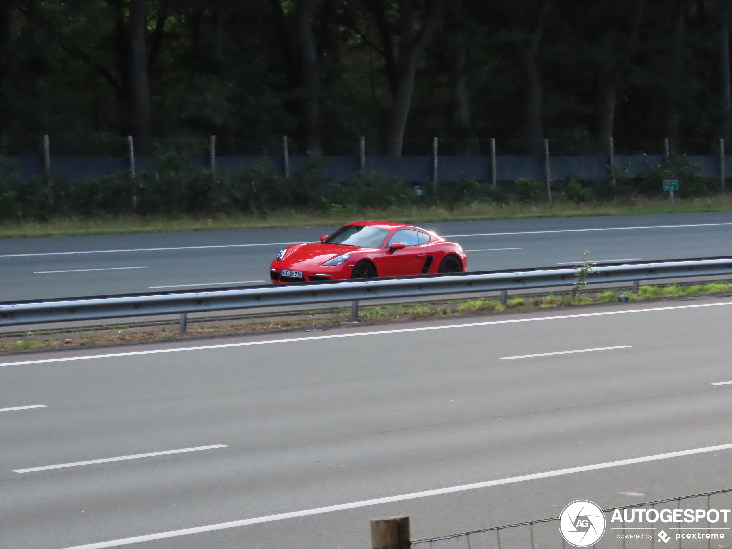 Porsche 718 Cayman S