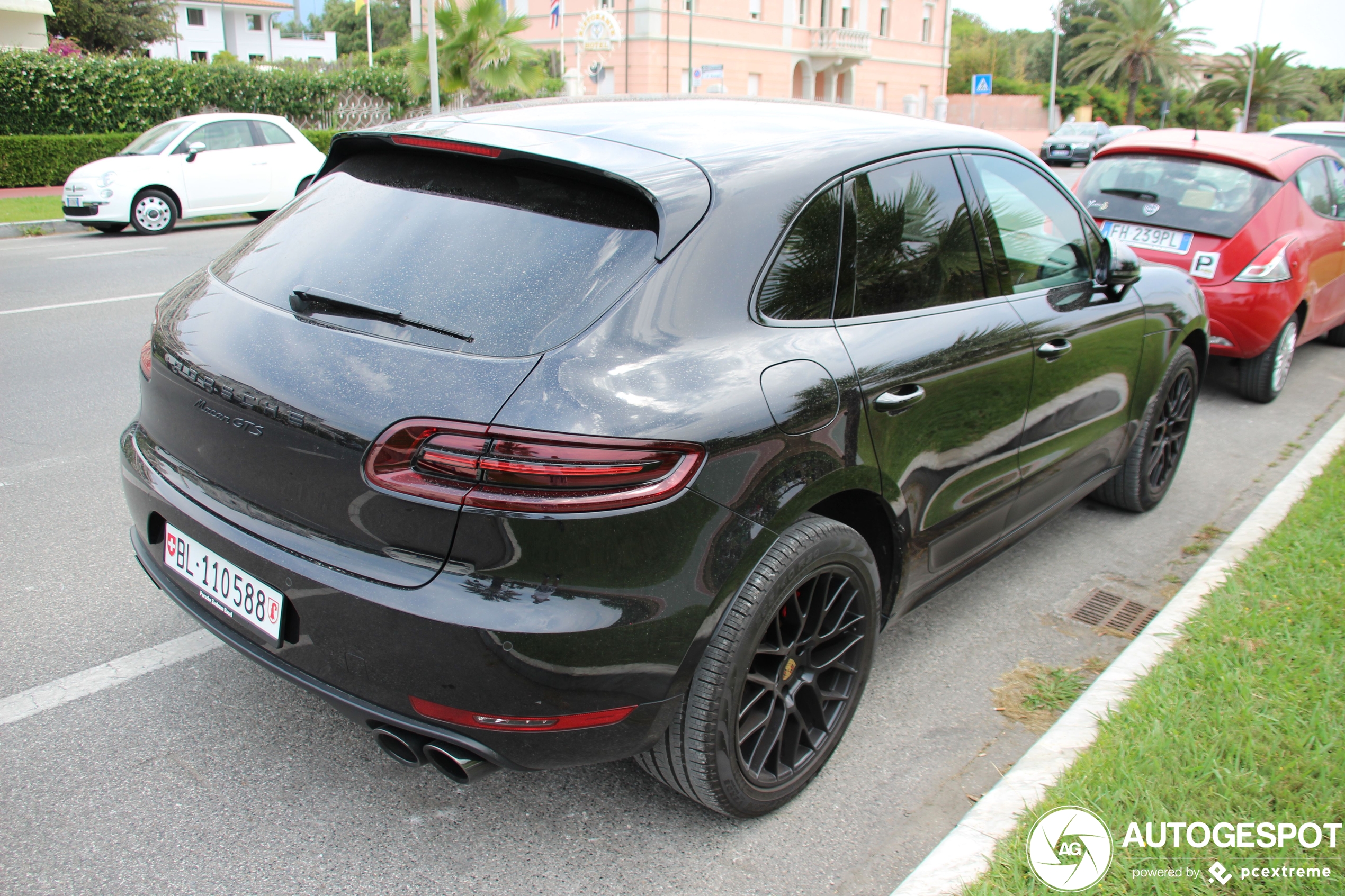 Porsche 95B Macan GTS