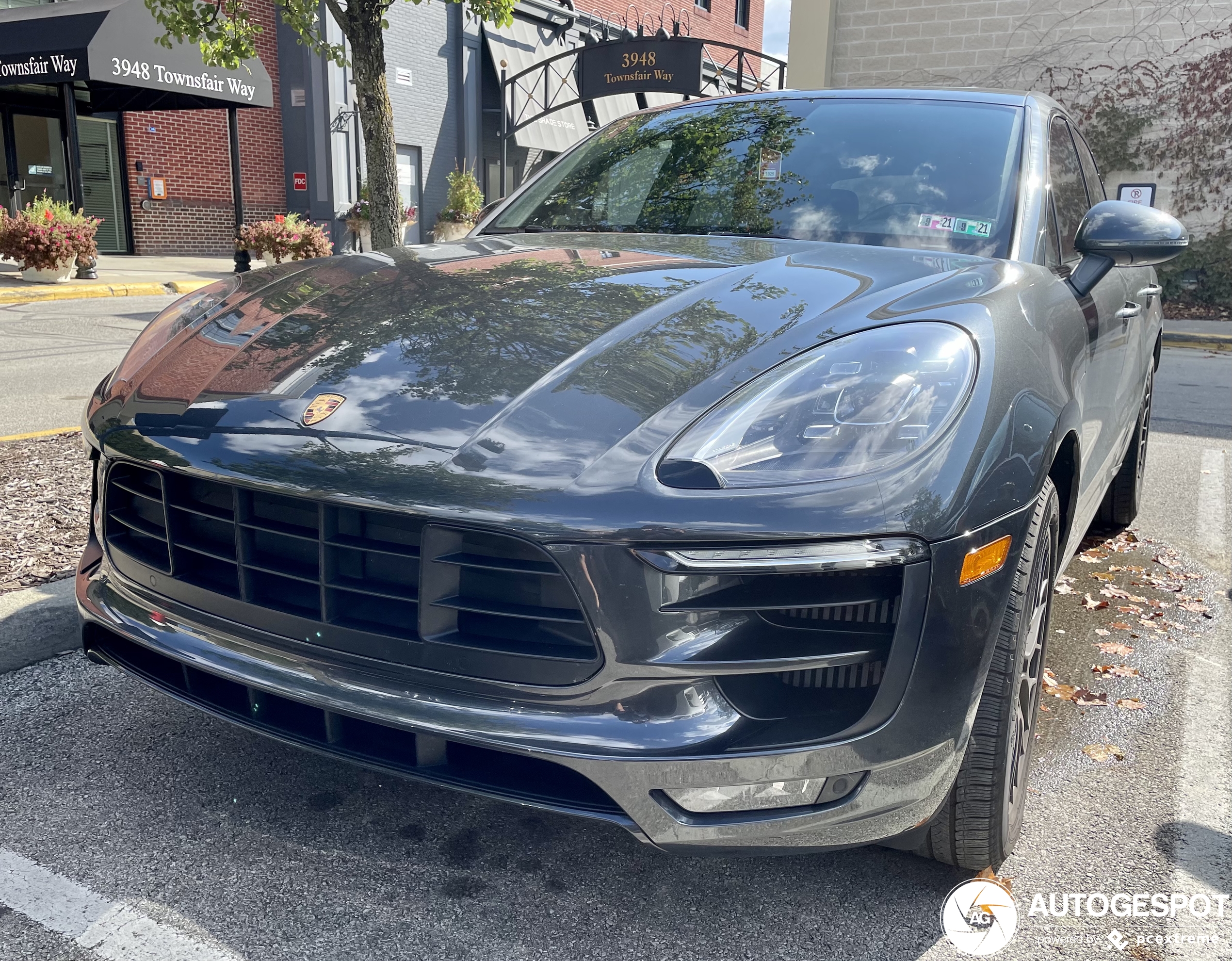 Porsche 95B Macan GTS