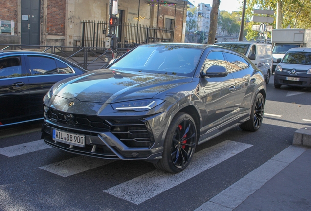 Lamborghini Urus