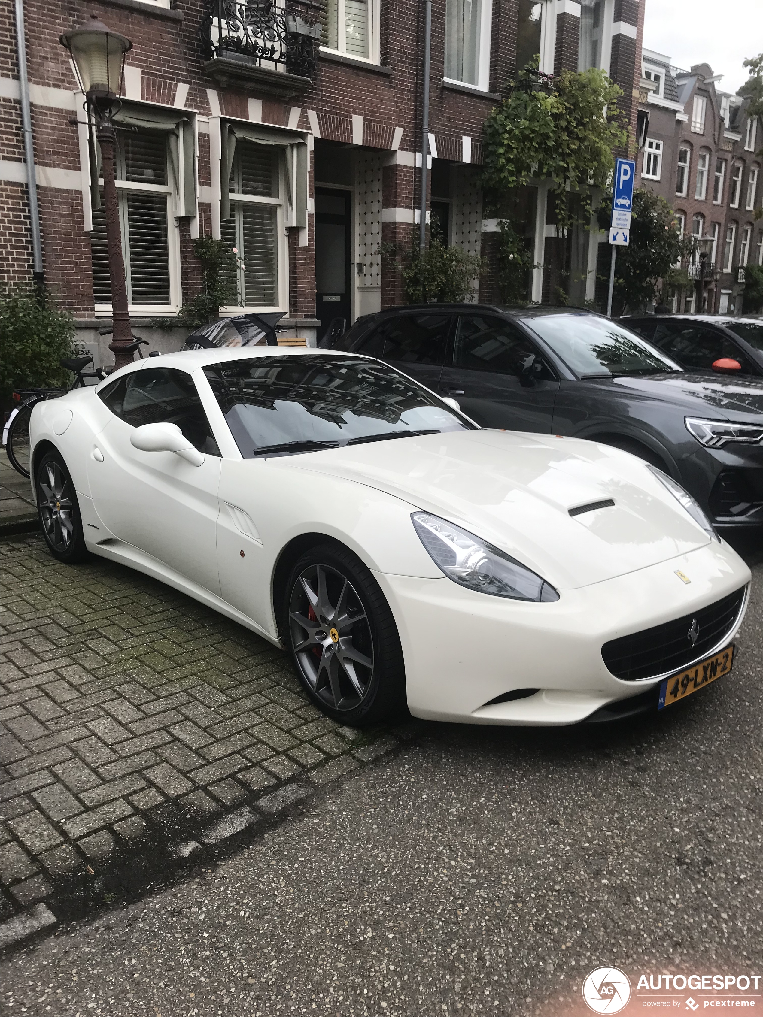 Ferrari California