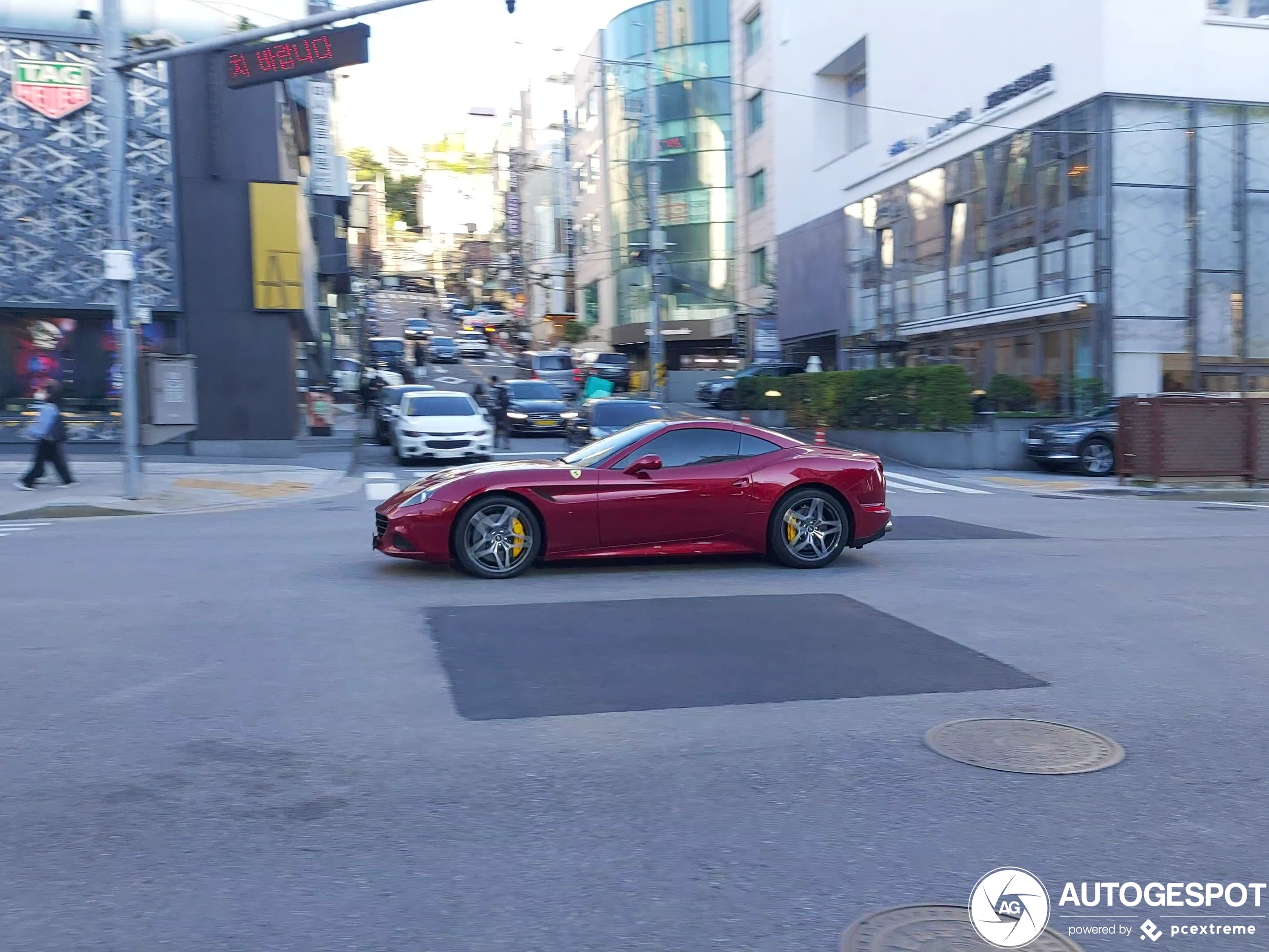 Ferrari California T