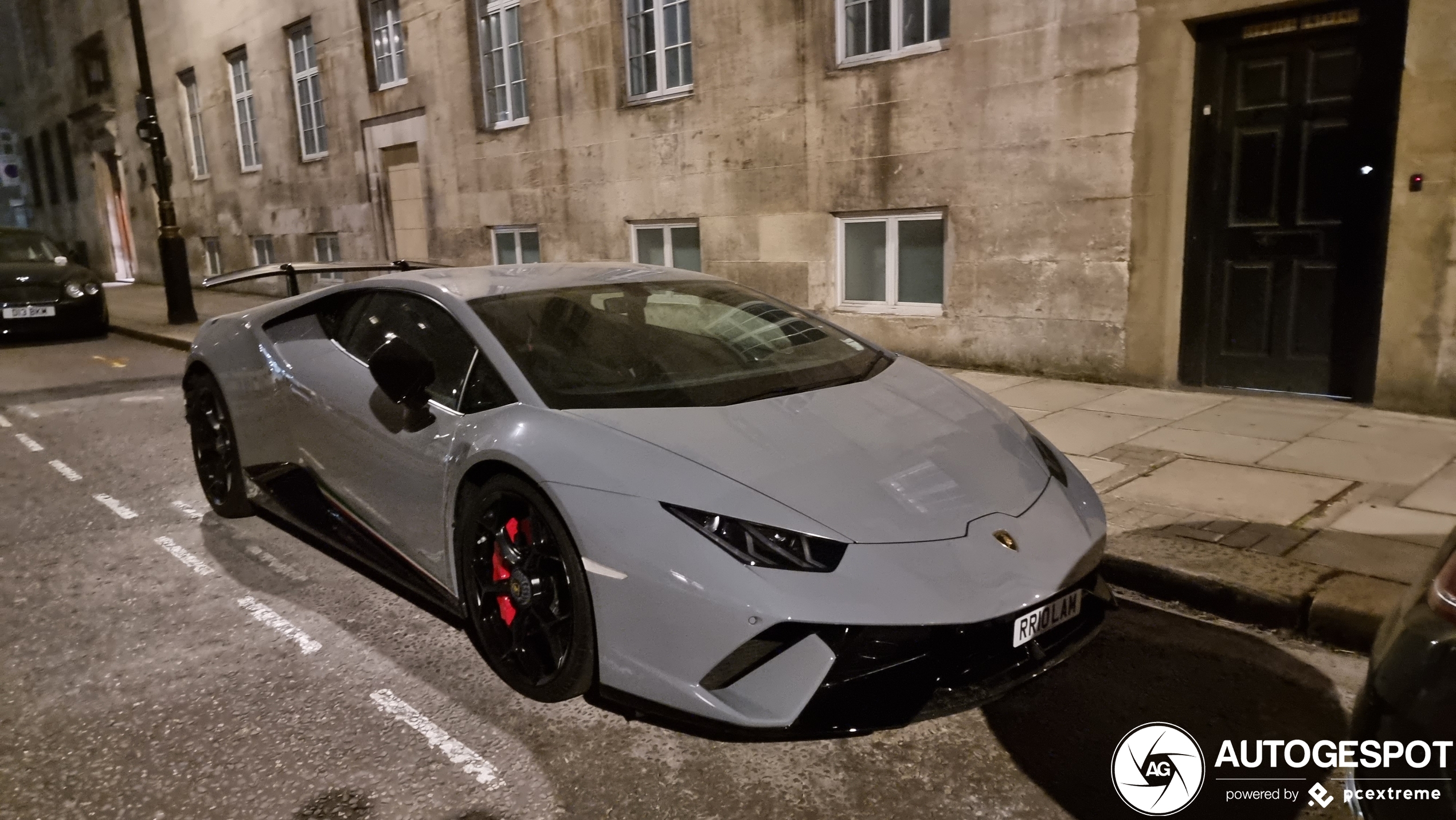 Lamborghini Huracán LP640-4 Performante