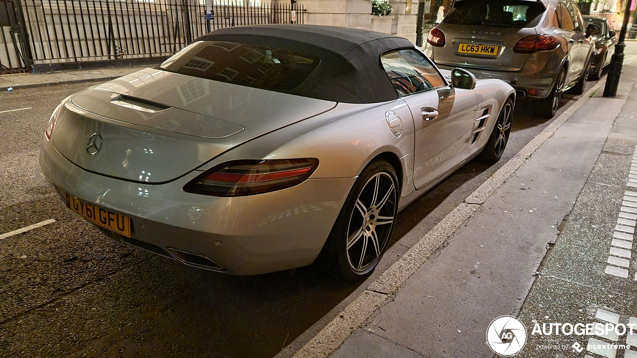 Mercedes-Benz SLS AMG Roadster