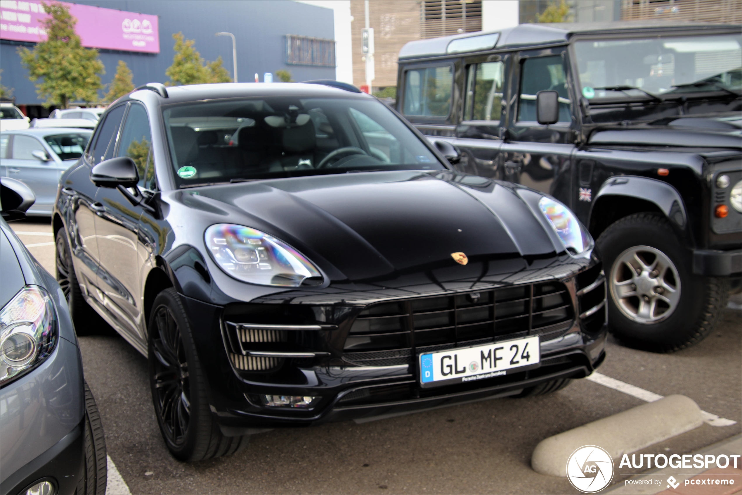 Porsche 95B Macan Turbo