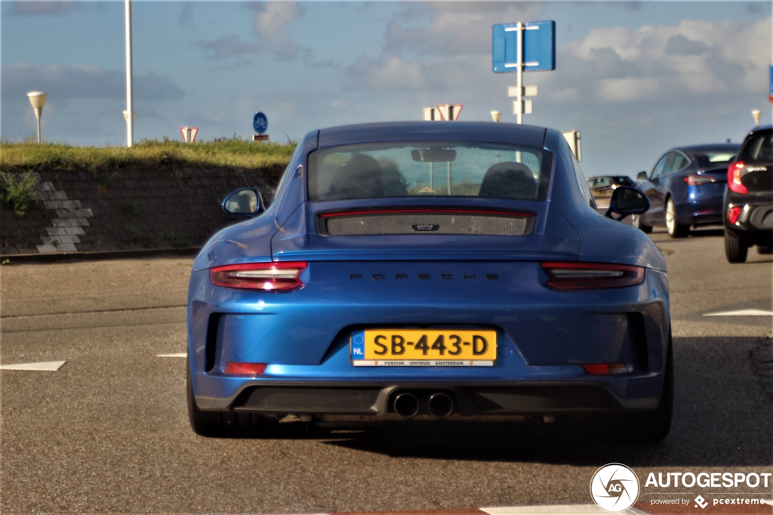 Porsche 991 GT3 Touring