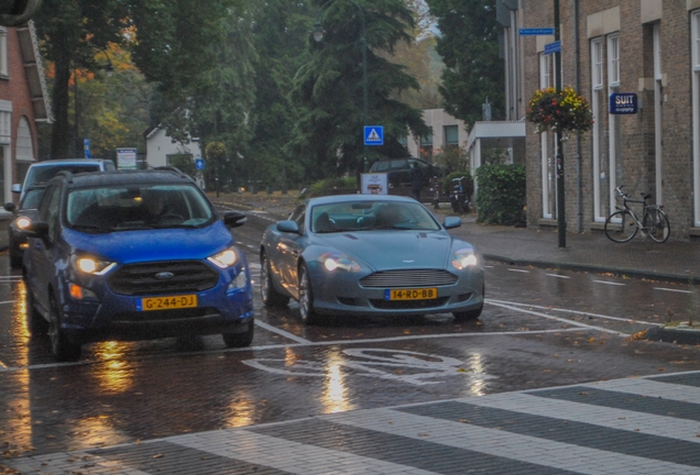 Aston Martin DB9