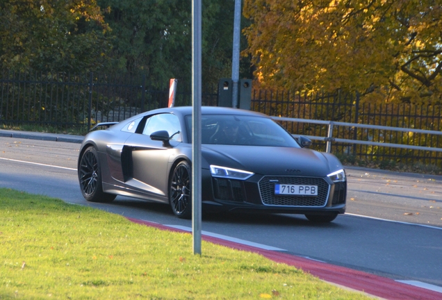 Audi R8 V10 Plus 2015