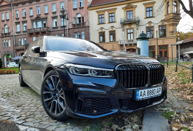 BMW M760Li xDrive 2019