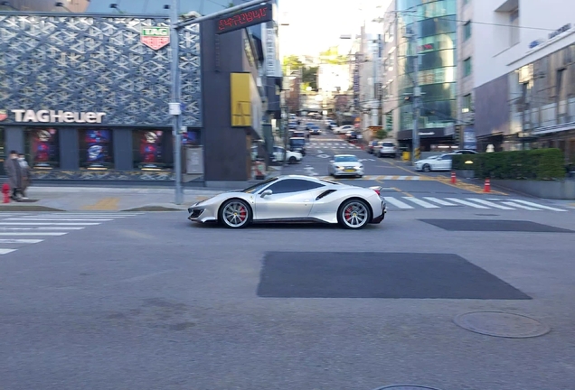 Ferrari 488 Pista