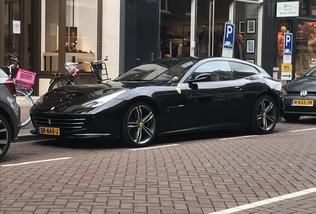 Ferrari GTC4Lusso