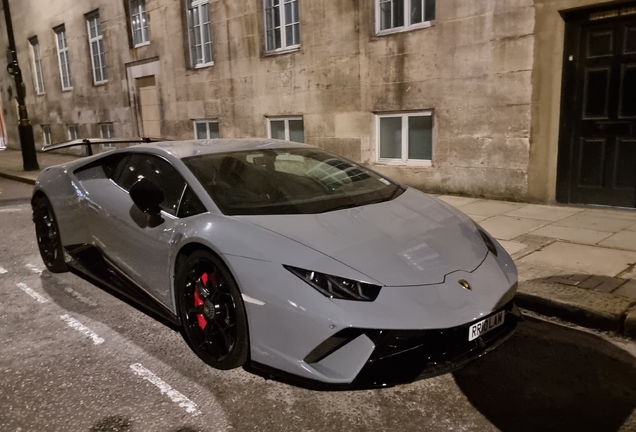 Lamborghini Huracán LP640-4 Performante