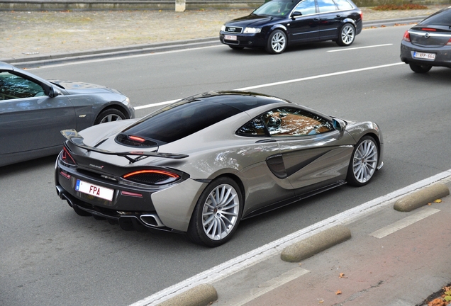 McLaren 570GT