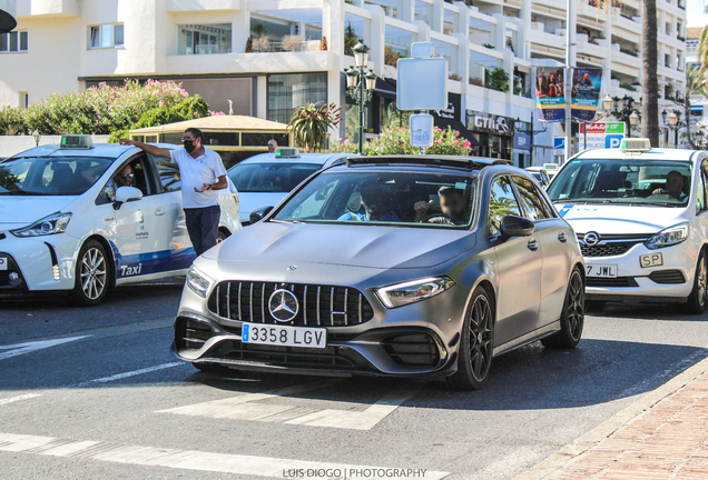 Mercedes-AMG A 45 S W177