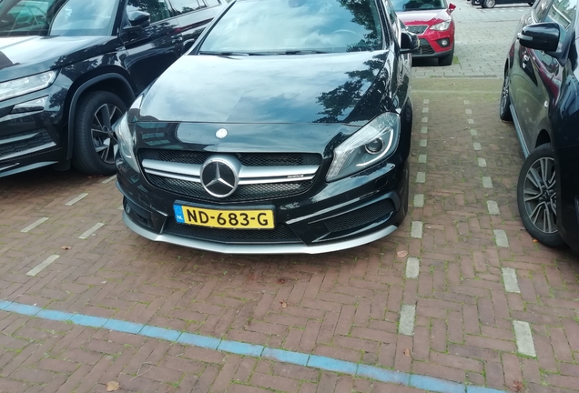 Mercedes-Benz A 45 AMG