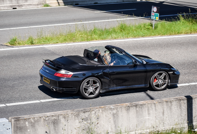 Porsche 996 Turbo Cabriolet