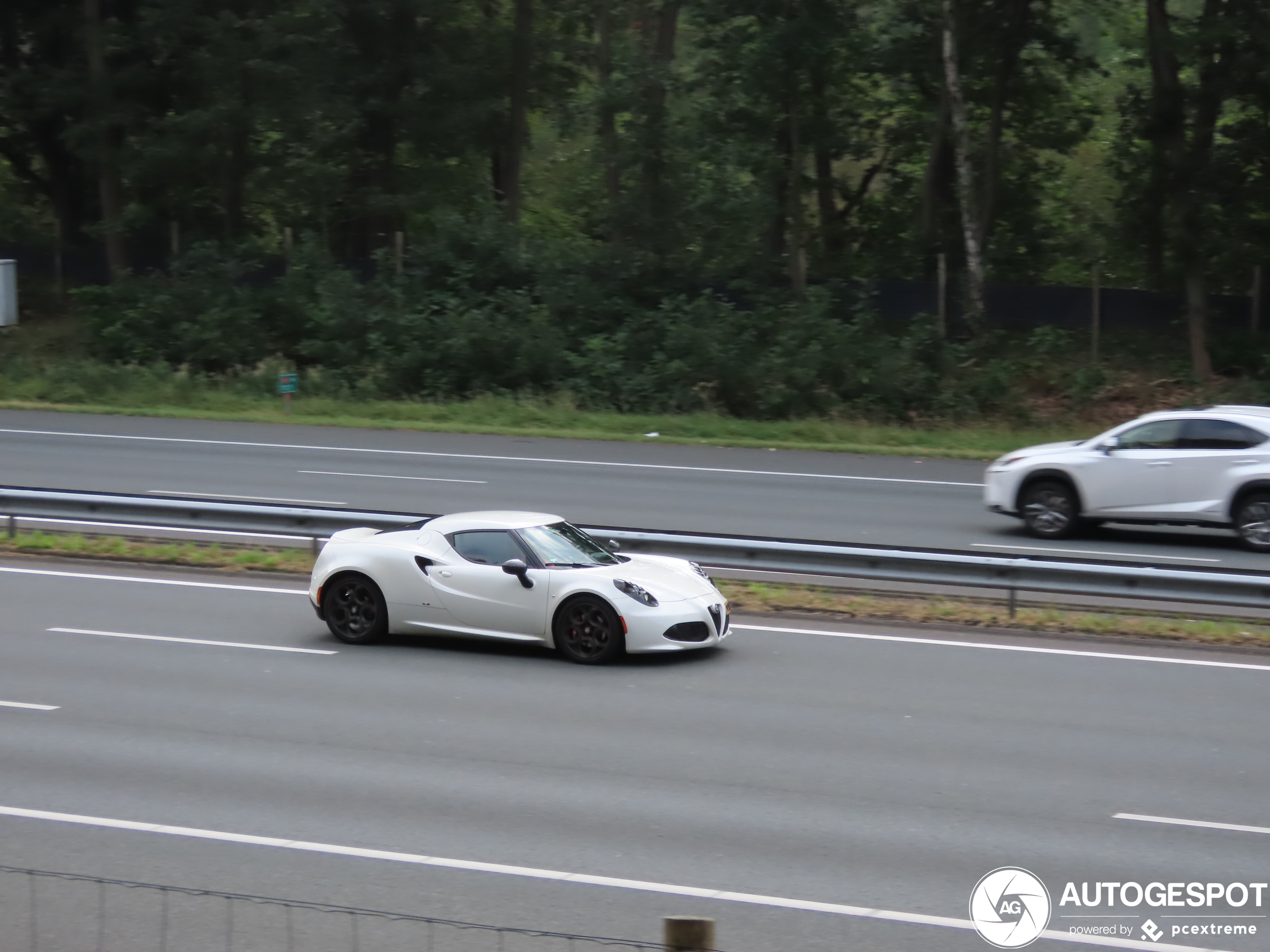 Alfa Romeo 4C Coupé