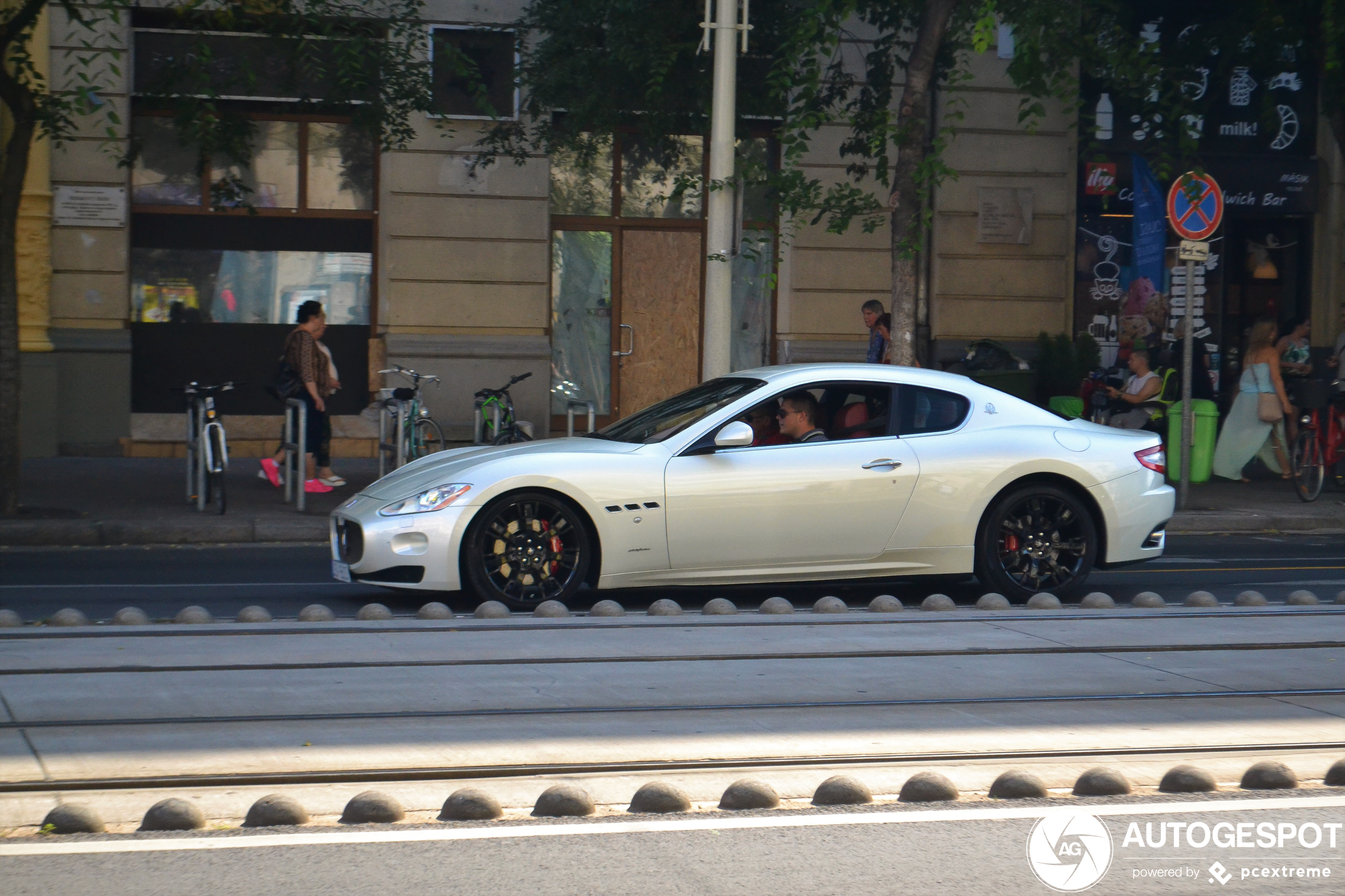 Maserati GranTurismo S Automatic