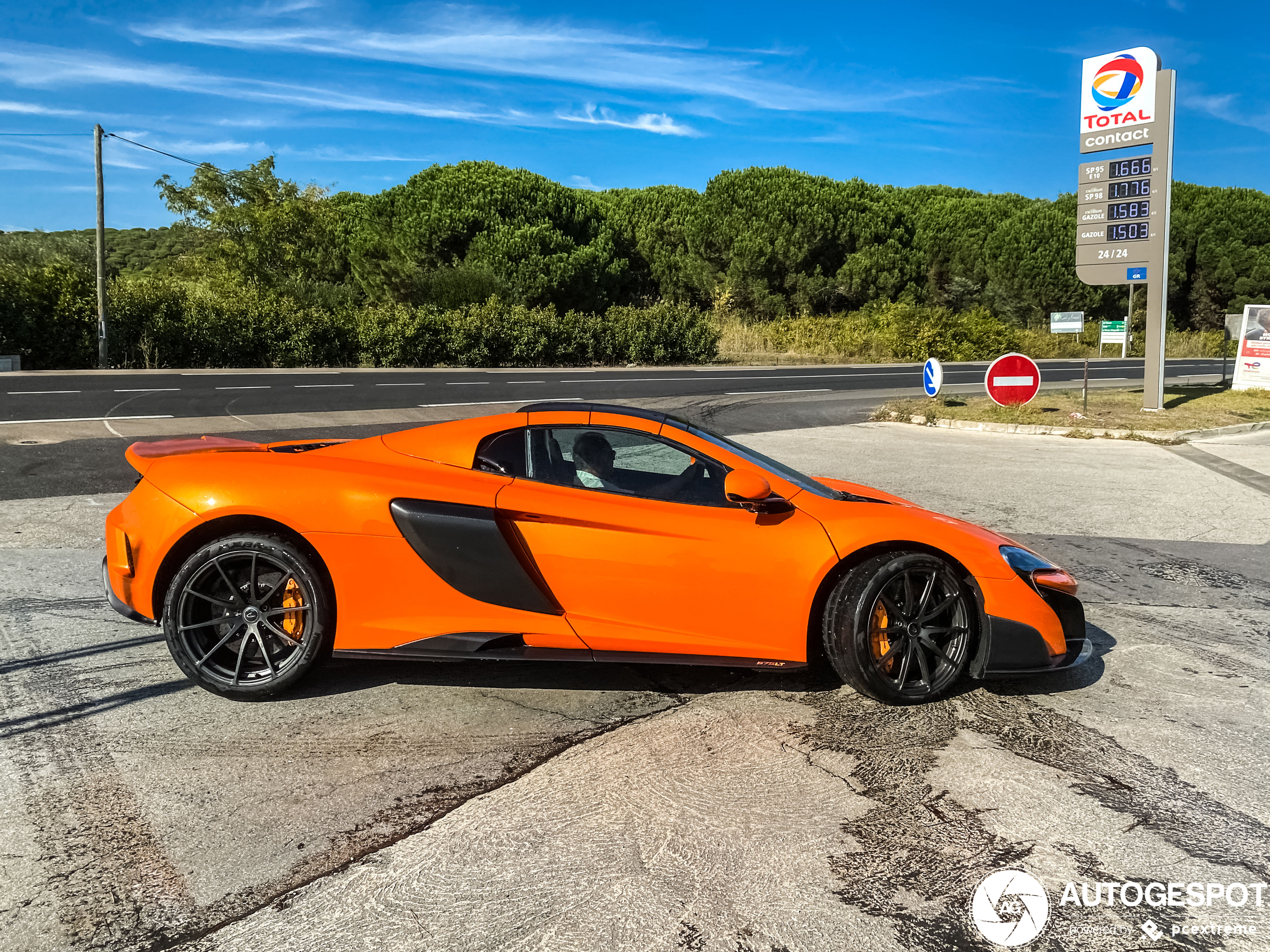 McLaren 675LT Spider