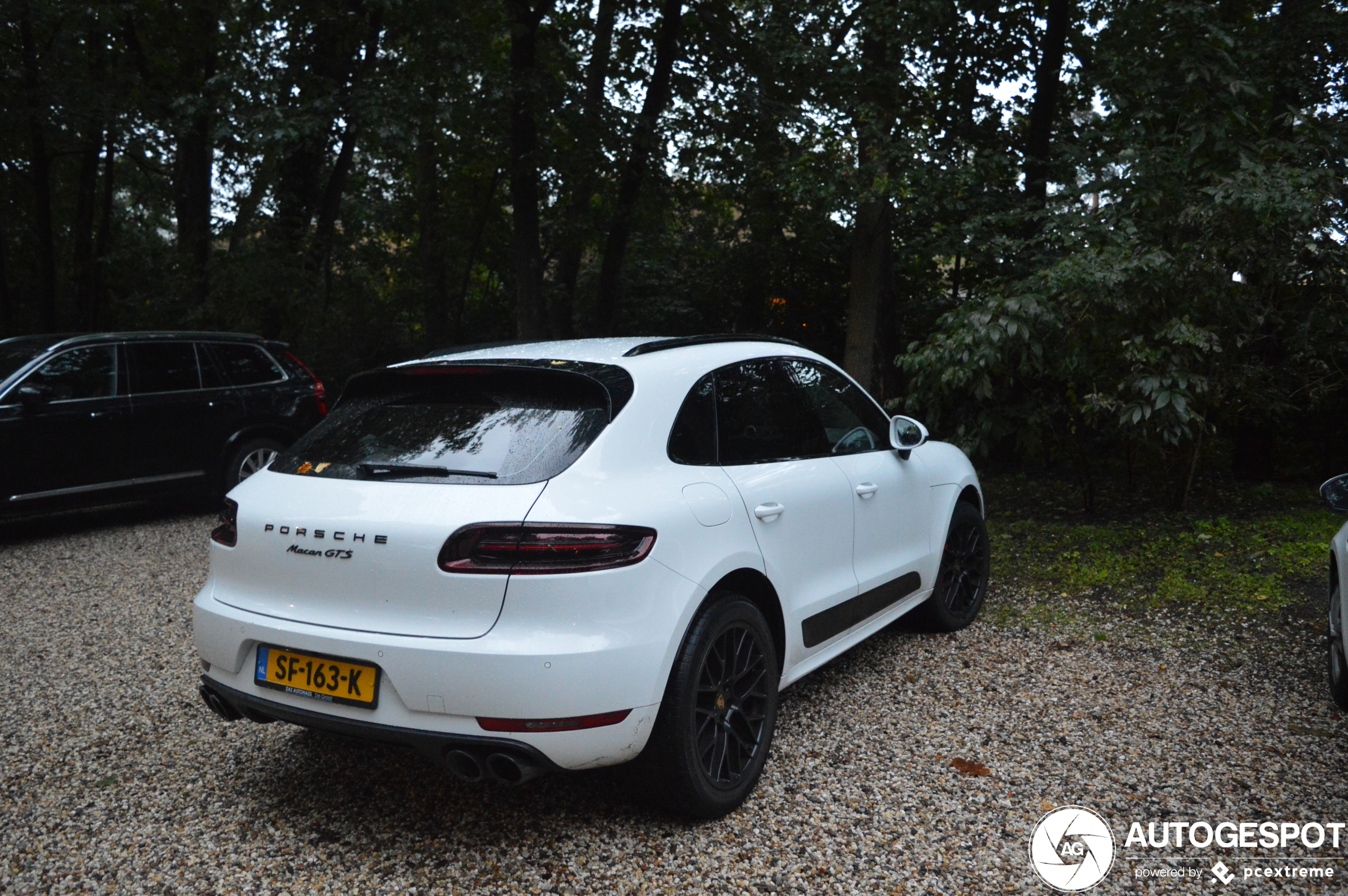 Porsche 95B Macan GTS