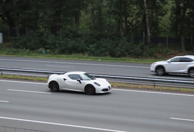 Alfa Romeo 4C Coupé