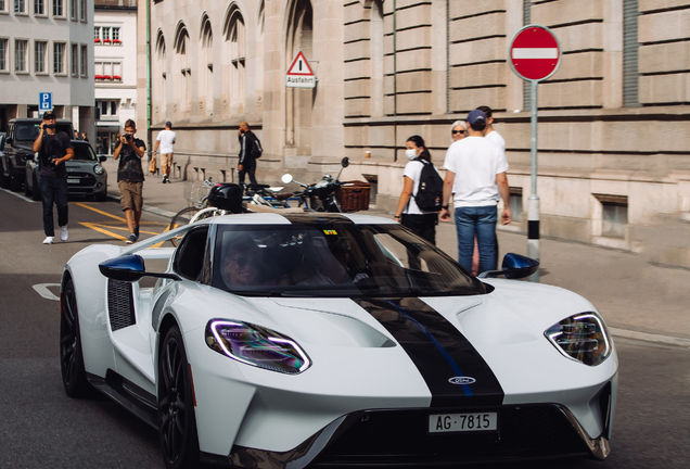 Ford GT 2017 Carbon Series