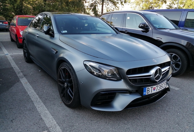 Mercedes-AMG E 63 S W213