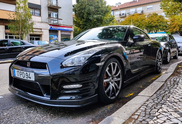 Nissan GT-R 2014