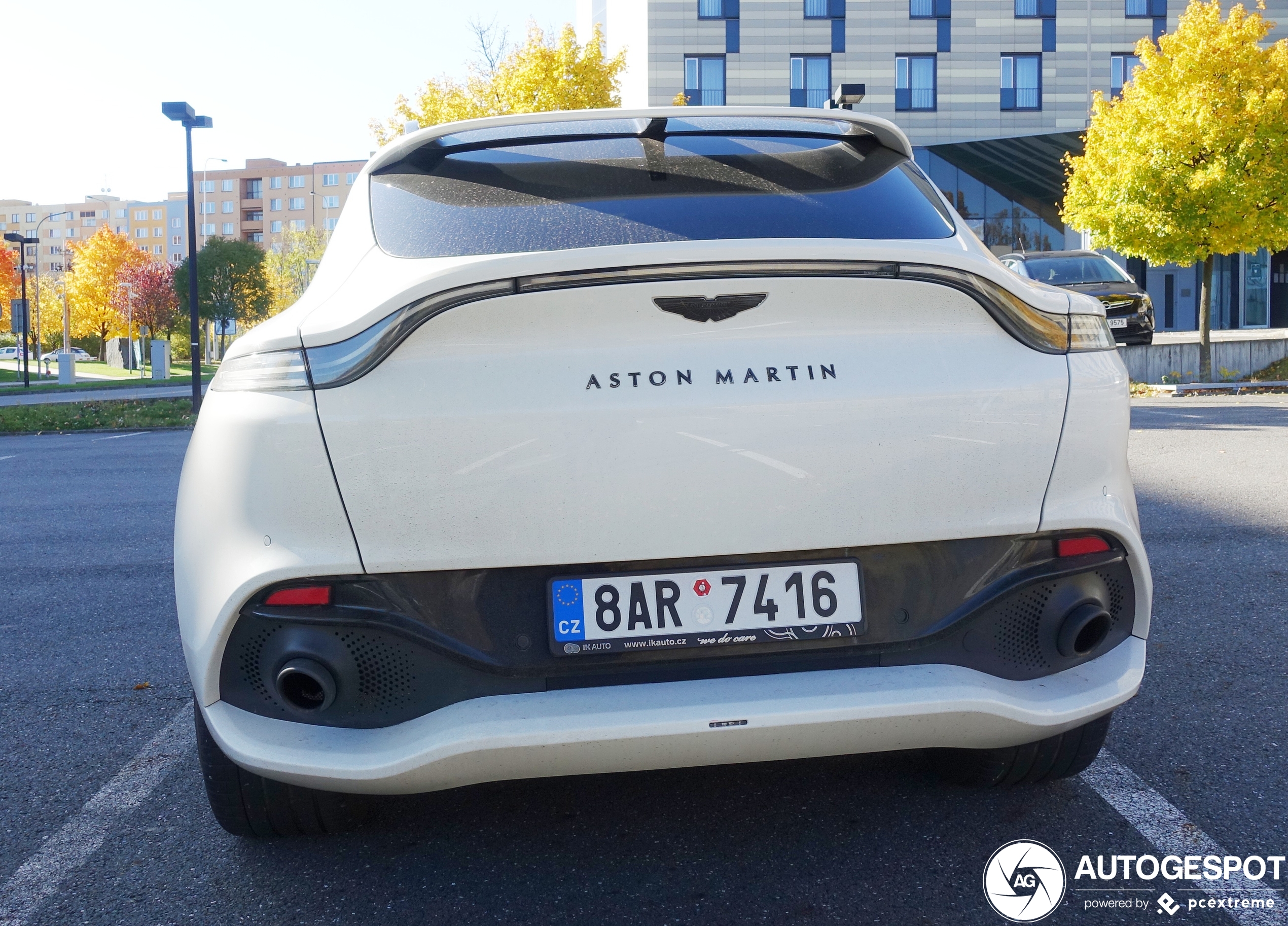 Aston Martin DBX