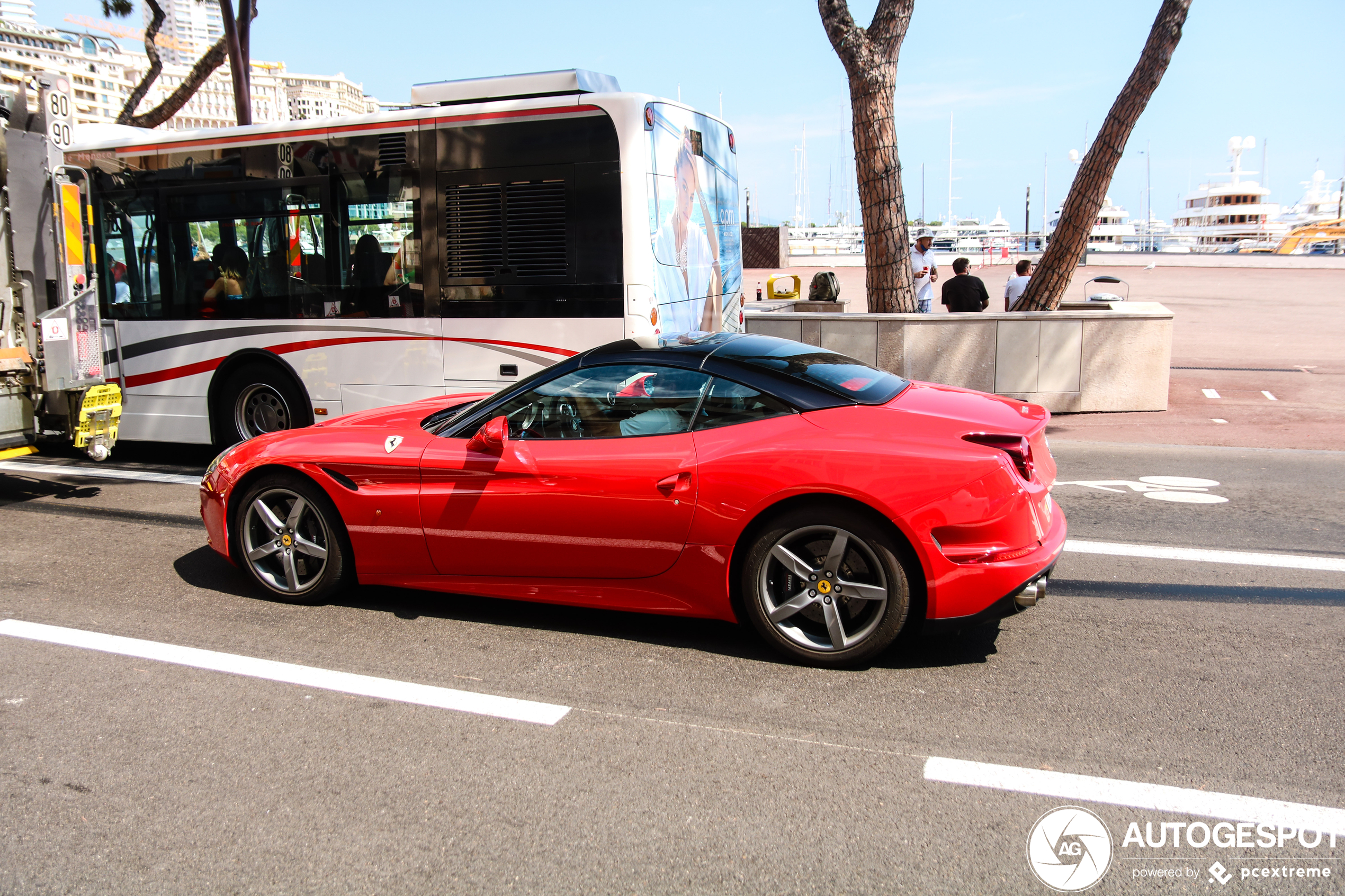 【未組立】Ferrari California T ZFF77XJAXF0208410 2015 Ferrari California T - Merlin Auto Group