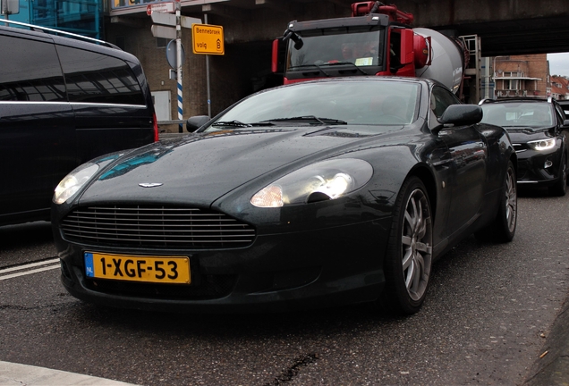 Aston Martin DB9