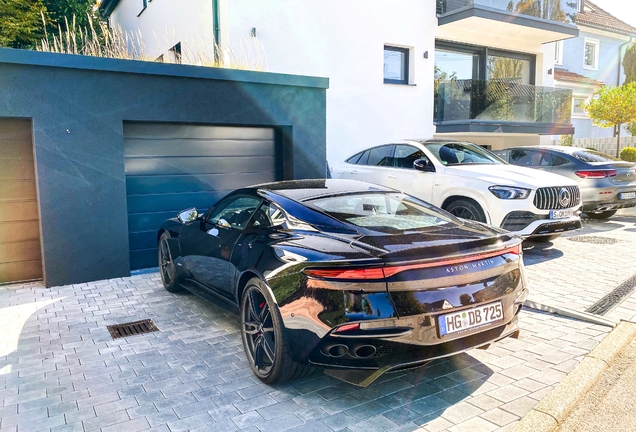 Aston Martin DBS Superleggera