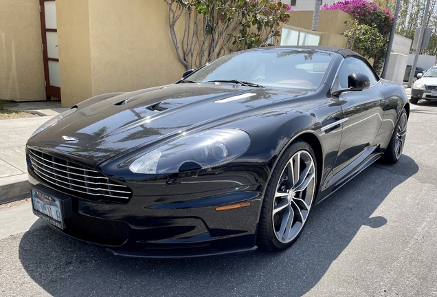 Aston Martin DBS Volante