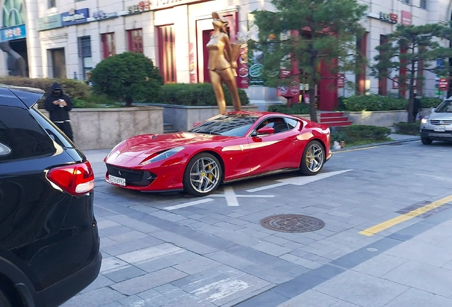 Ferrari 812 Superfast