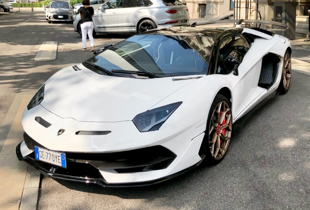 Lamborghini Aventador LP770-4 SVJ Roadster