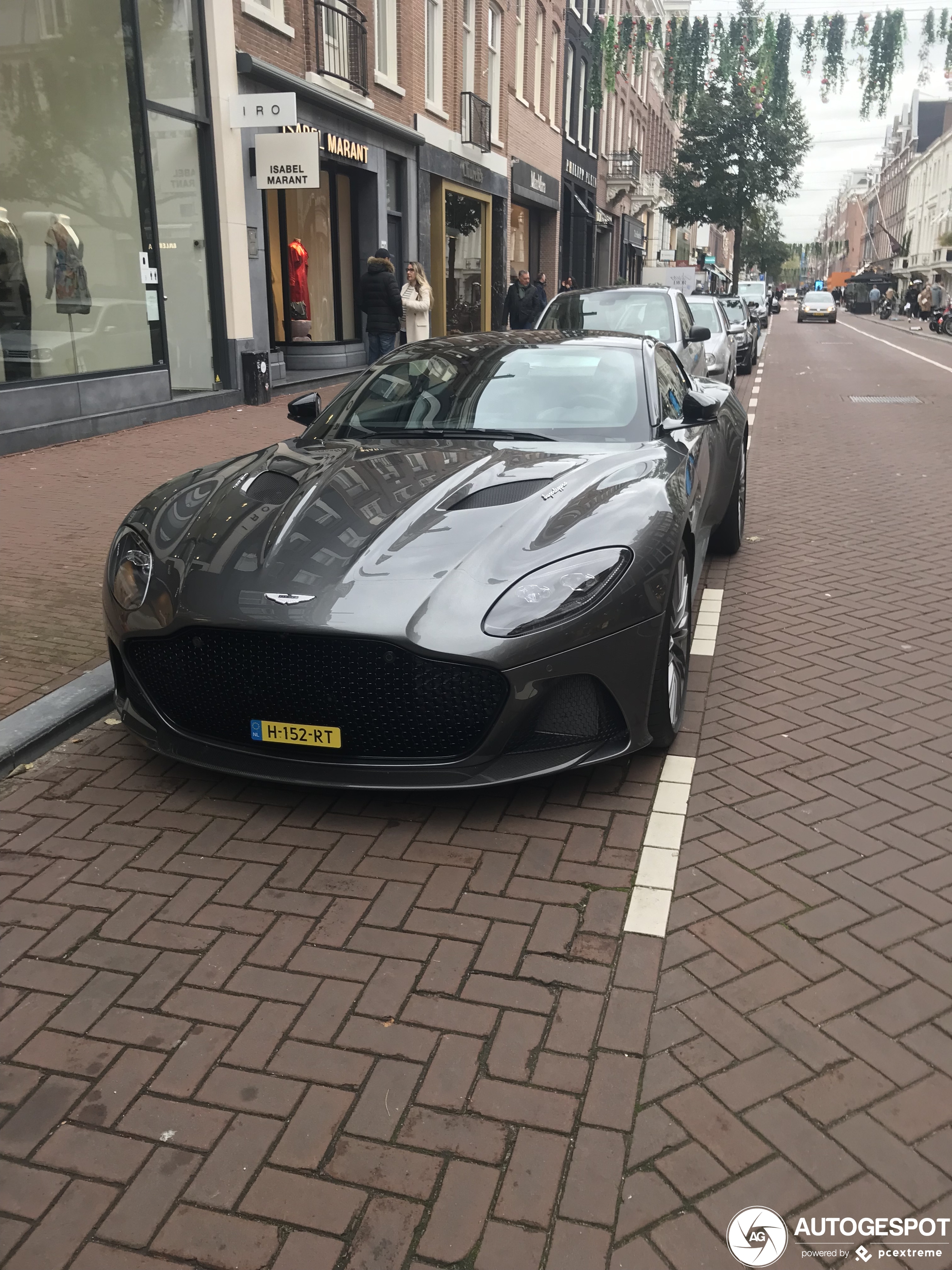 Aston Martin DBS Superleggera