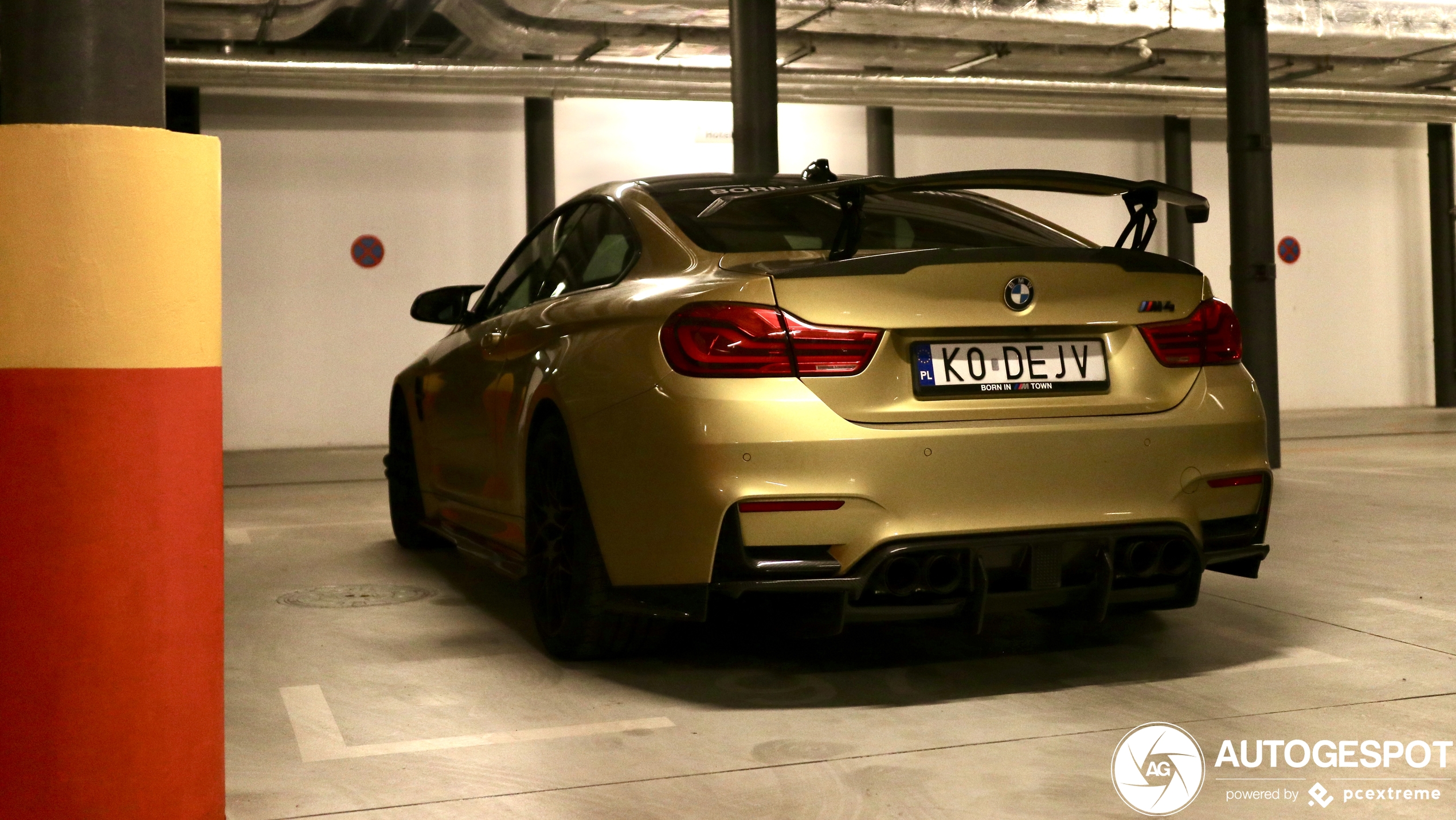 BMW M4 F82 Coupé Reventon Design