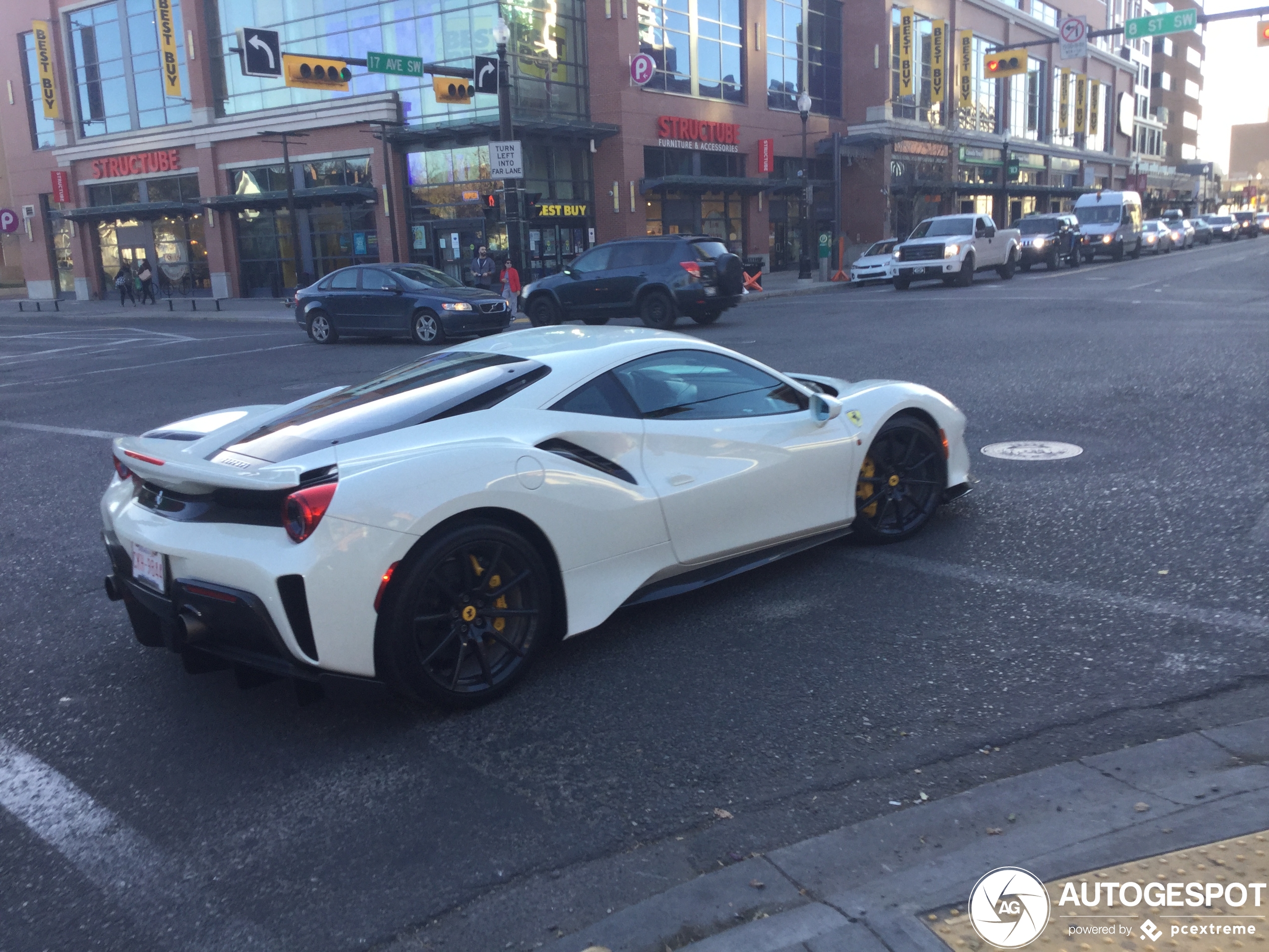 Ferrari 488 Pista