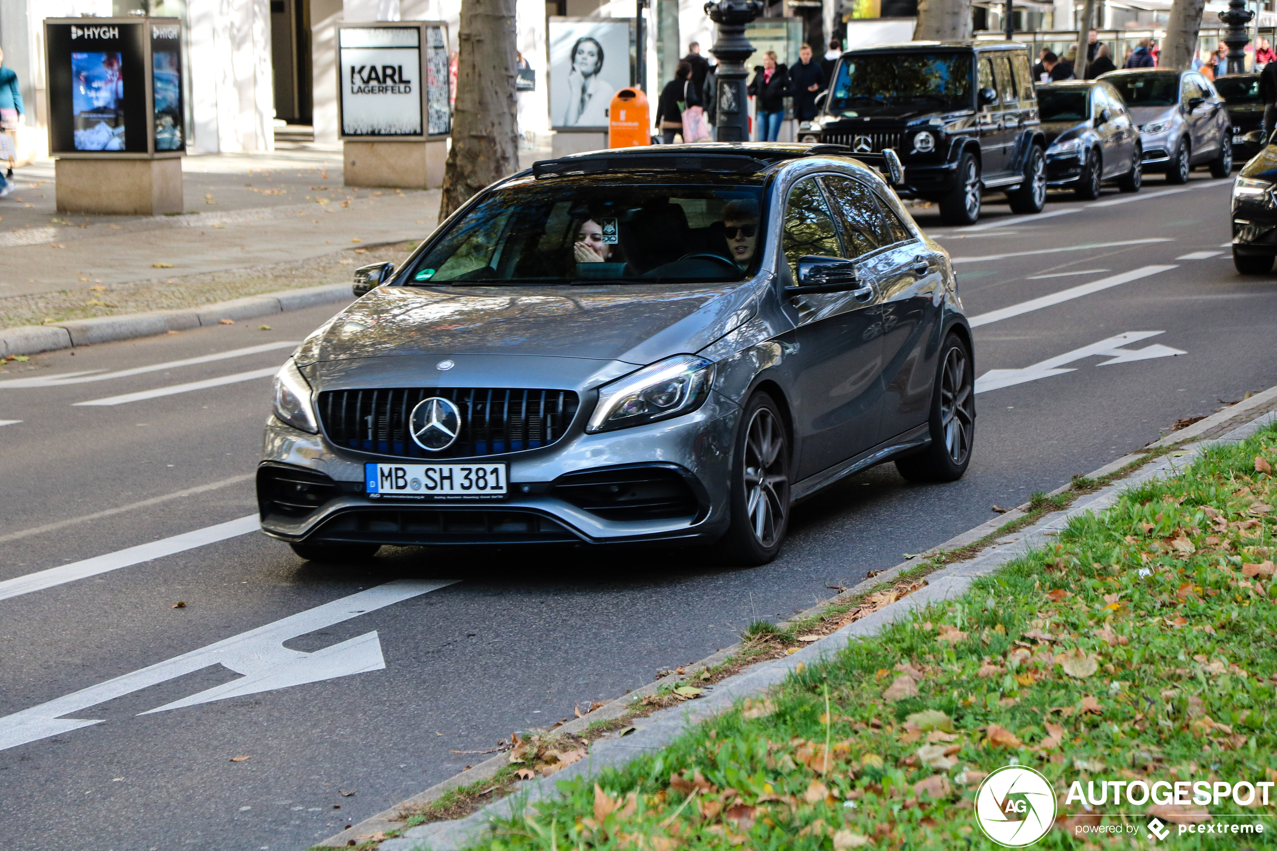 Mercedes-AMG A 45 W176 2015