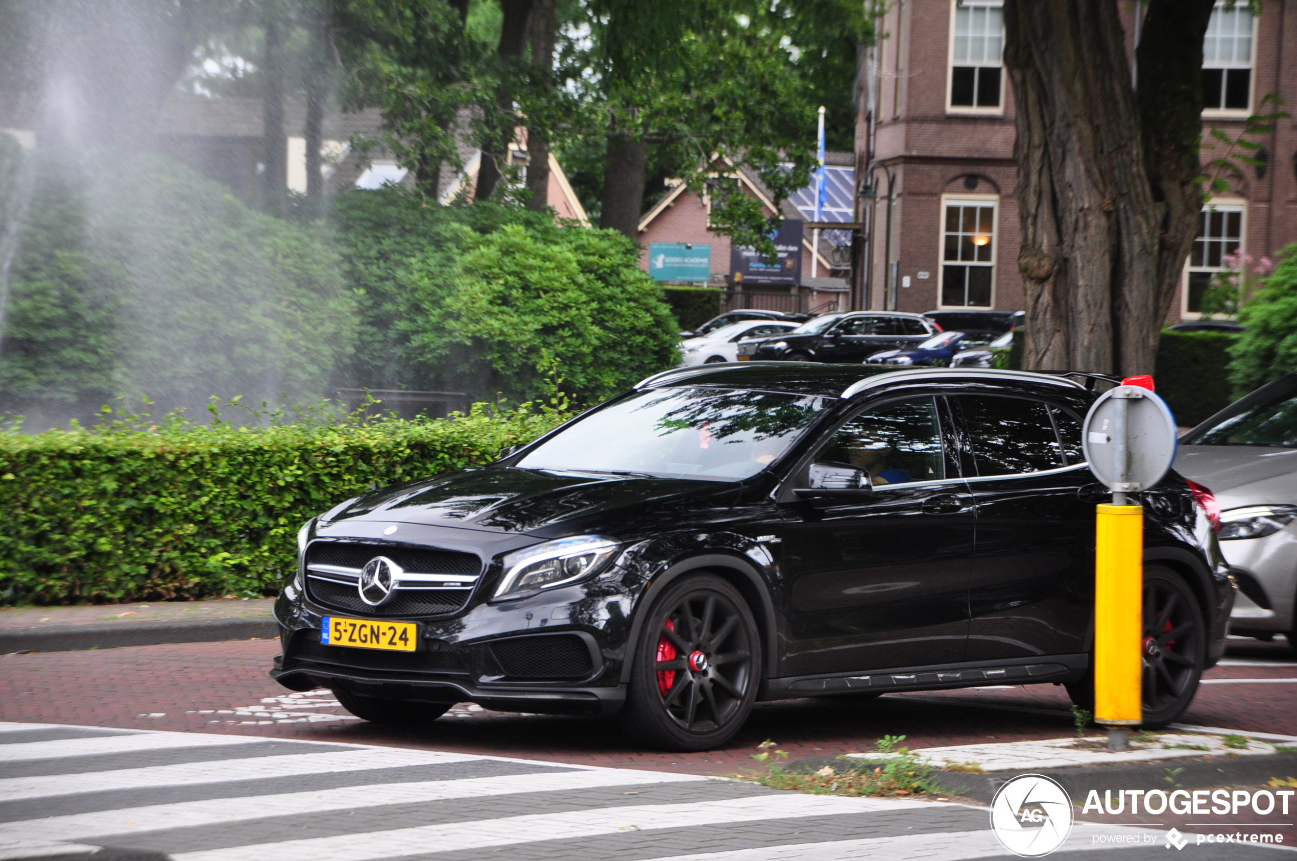 Mercedes-Benz GLA 45 AMG X156