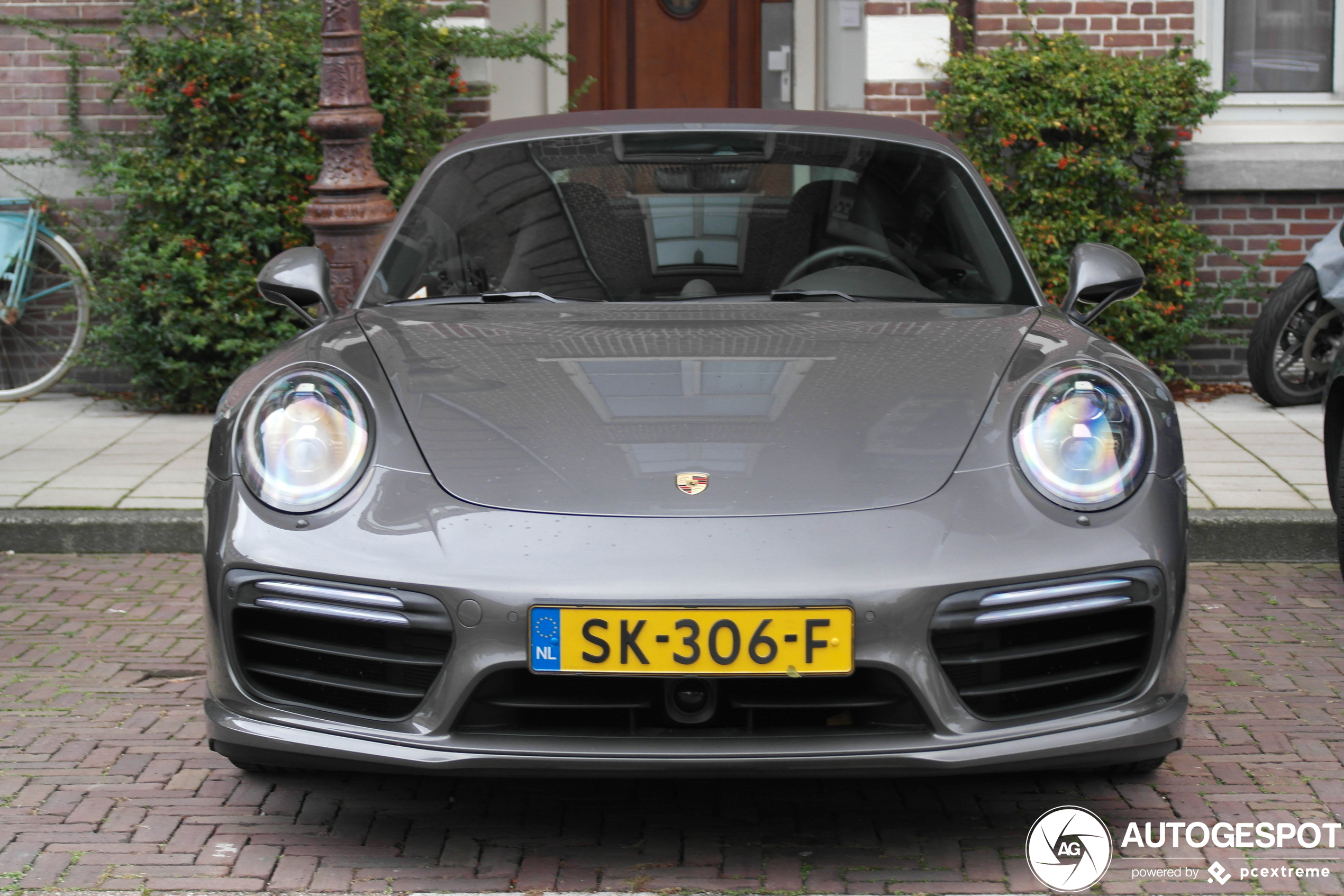 Porsche 991 Turbo S Cabriolet MkII