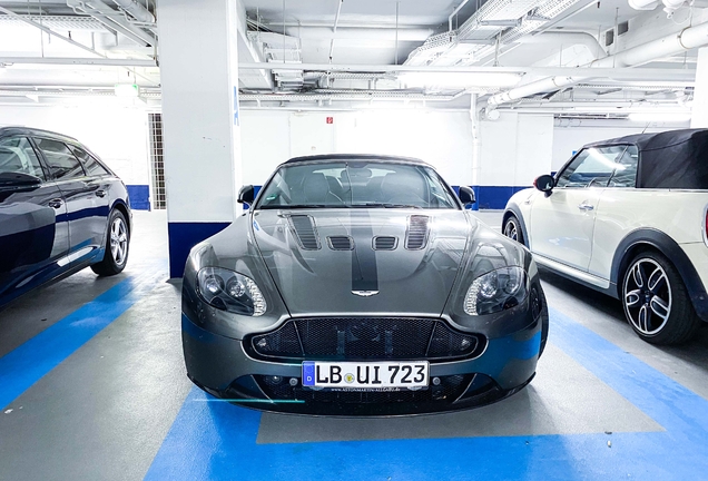 Aston Martin V12 Vantage S Roadster AMR